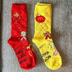 McDonald’s The Grinch Meal Limited Edition Socks Red and Yellow Holiday